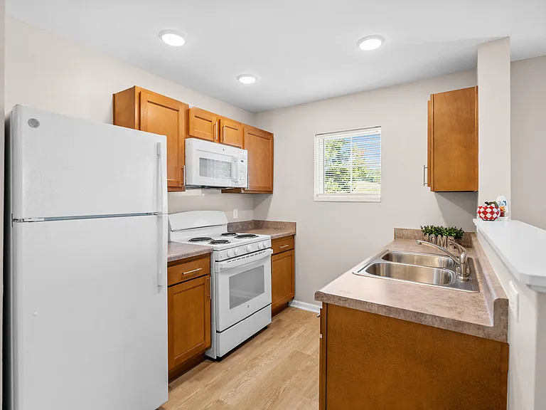 Sparrow Ridge — Photo 10