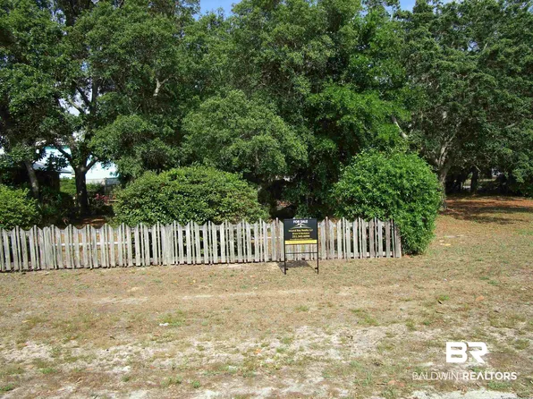 984 Louisiana St, Orange Beach, AL 36561