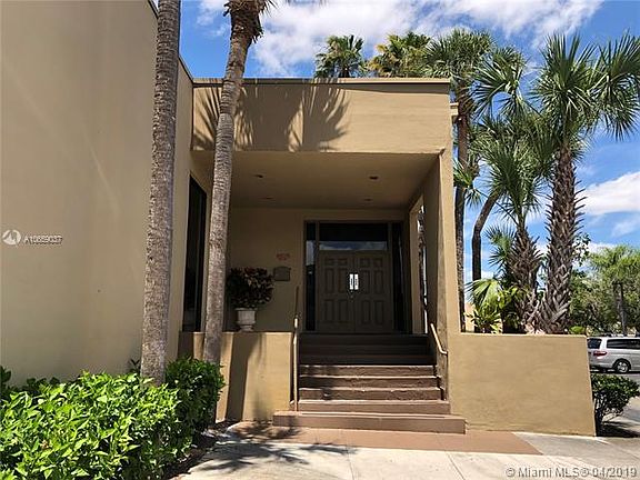 5th image of 8615 NW 8th St APT 316