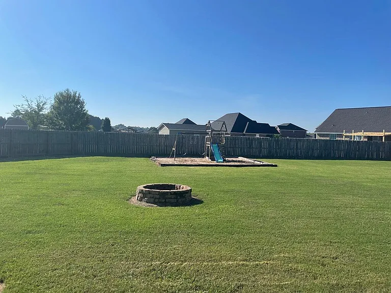 1090 Rockdale Blvd — Photo 15