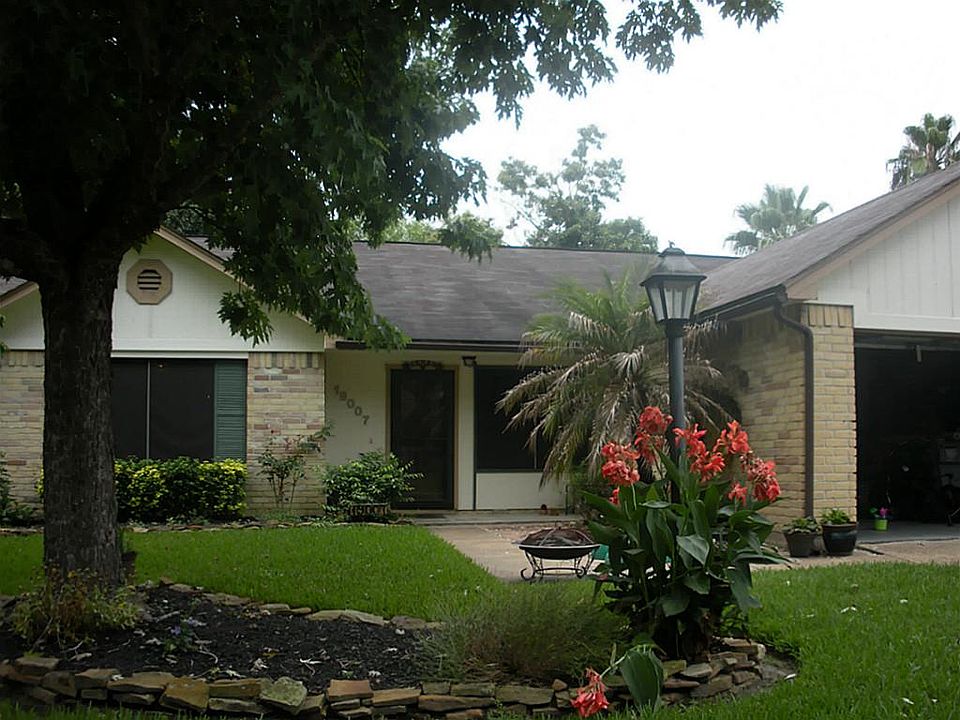 1st image of 19007 Pine Trace Ct