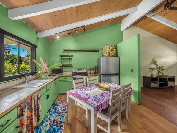 92-9094 Ginger Blossom Ln, Ocean View, HI 96704
