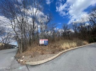 3349 Lynnwood Dr, Altoona, PA