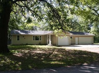 315 N Forest St, Douglass, KS 67039