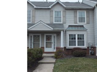 5 Red Tail Ct, Royersford, PA 19468