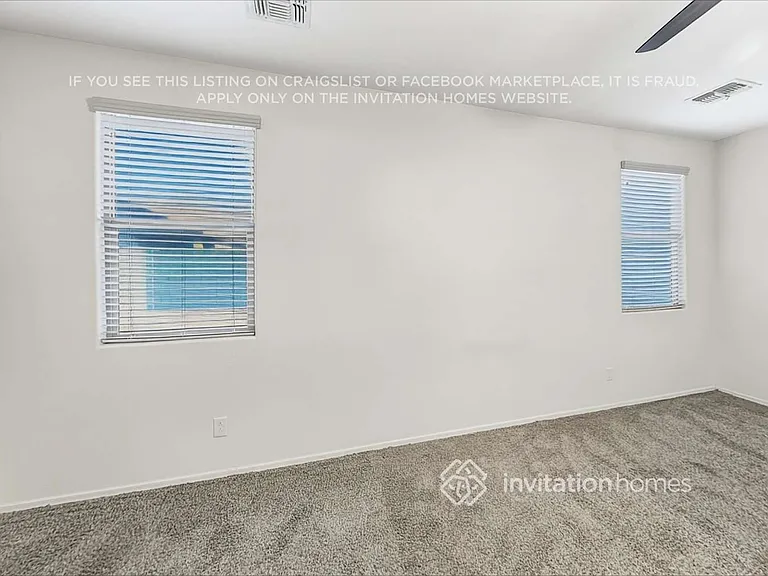 17950 W Tina Ln — Photo 10