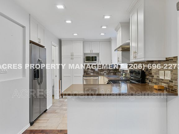5th image of 1551 NW 195th St Unit 10