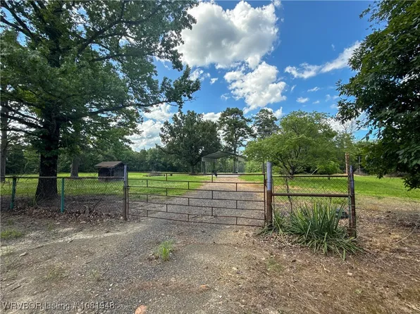 20706 Fields Ln, Hodgen, OK 74939