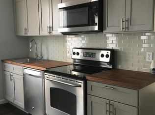 328 Douglas Ave, Providence, RI 02908