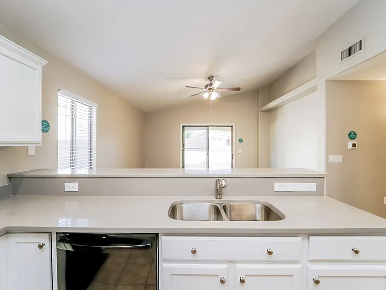 6821 W Copperwood Way — Photo 9
