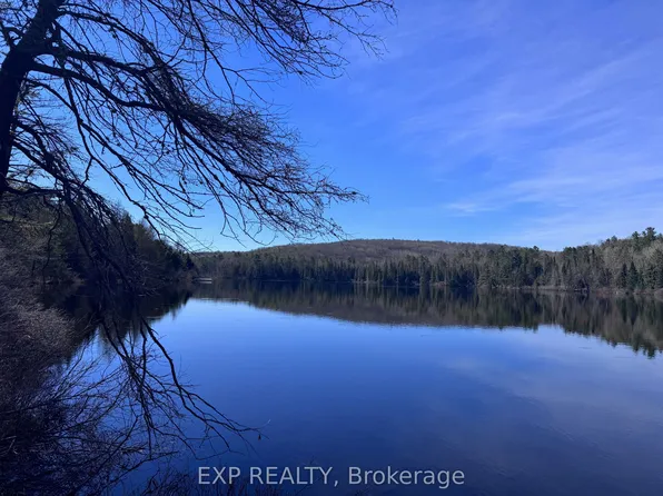 3395B Old Barrys Bay Rd, Madawaska Valley, ON K0J 1B0