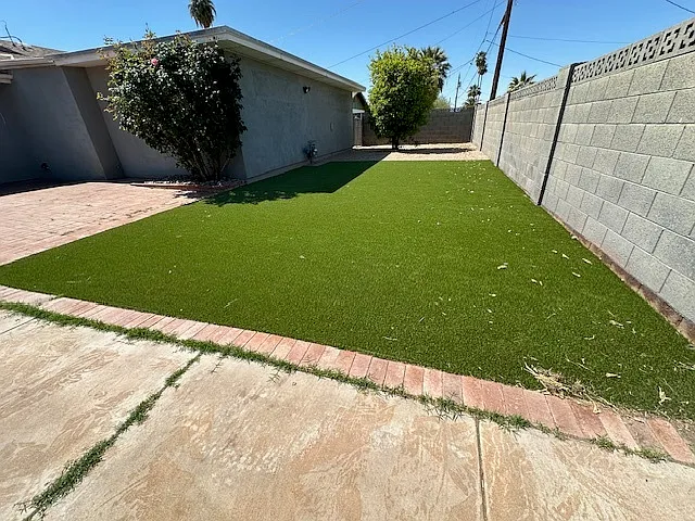 1416 E Del Rio Dr — Photo 38