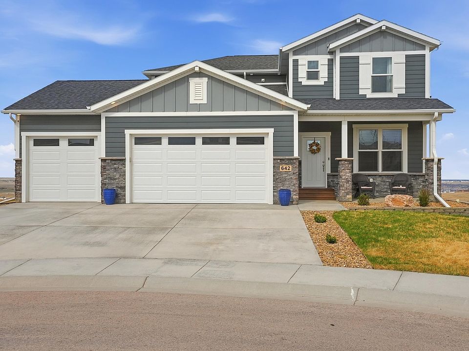 1st image of 642 Aaron Ct