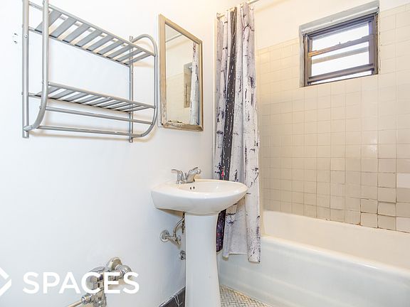 5th image of 4631 N Paulina St #_209