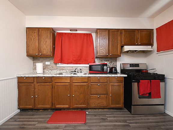 5th image of 17318 Forestway Dr