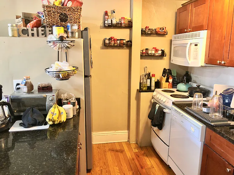 337 Beacon St #3 — Photo 7
