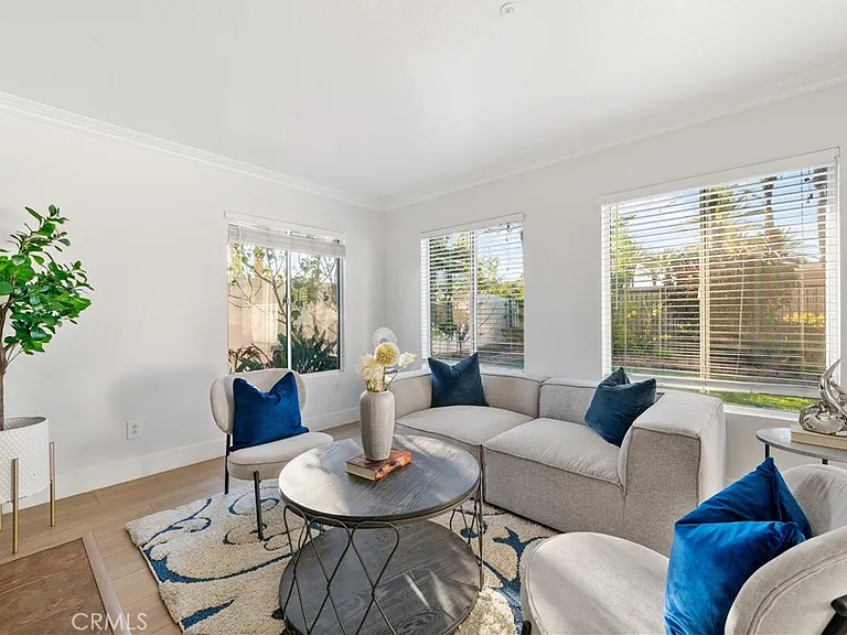 2 Cameron Cir — Photo 6