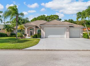 1545 SW Mockingbird Cir, Port Saint Lucie, FL 34986