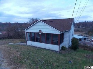 717 Conley Pl NW, Lenoir, NC 28645