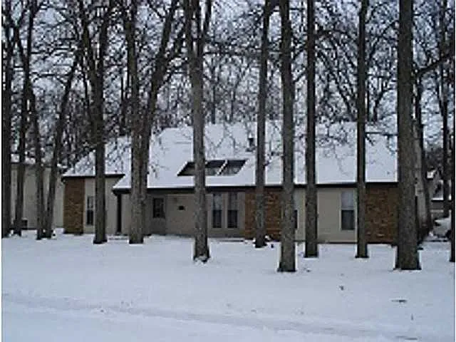 1973 Sherwood Dr photo 1