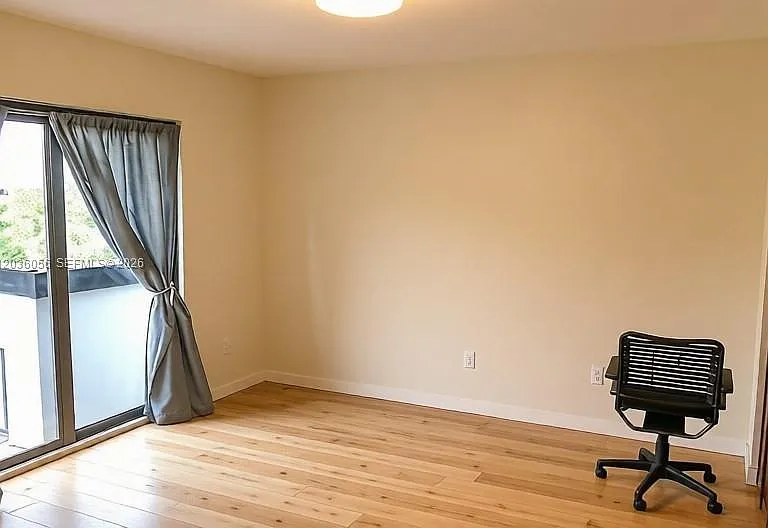 400 Valencia Ave #0 — Photo 14