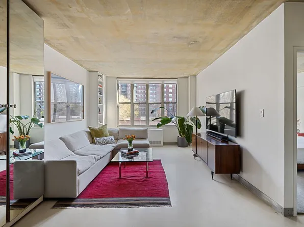 344 W 23rd St APT 5B, New York, NY 10011