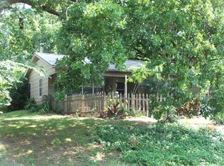 181 W B St, Atoka, OK 74525