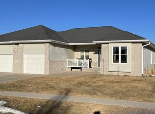 5607 Q Ave, Kearney, NE 68847