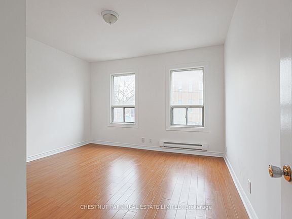 5th image of 677 Queen St W #2