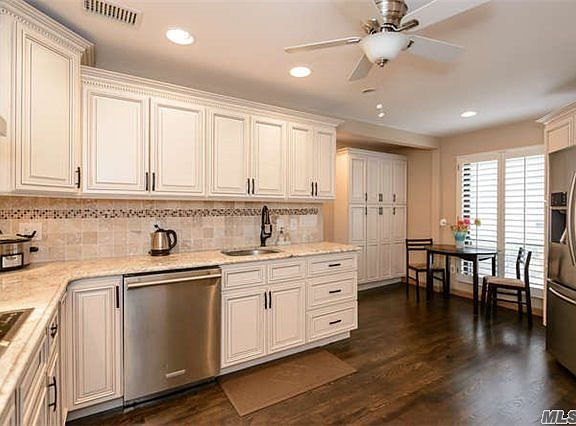 5th image of 39 Carriage Ct #39