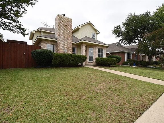 3rd image of 3316 Sara Dr