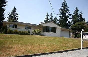 1st image of 10224 Sharon St SW