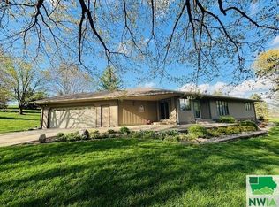4161 150th St, Correctionville, IA 51016