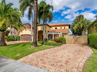 403 Oregon Ln, Boca Raton, FL 33487