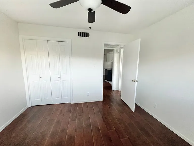 4811 Live Oak St — Photo 14