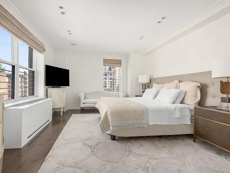 610 Park Ave #12EF — Photo 7