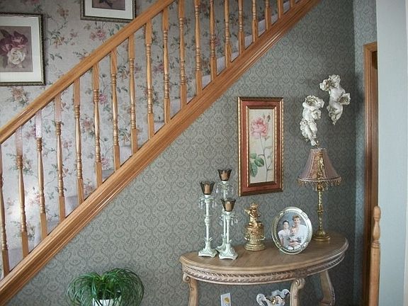 4th image of 214 Brittany Ct