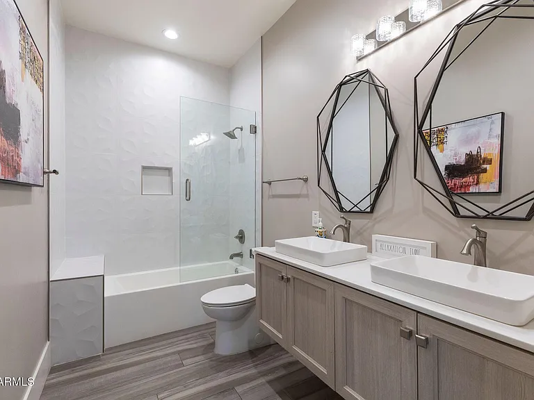 2252 E South Mountain Ave — Photo 28