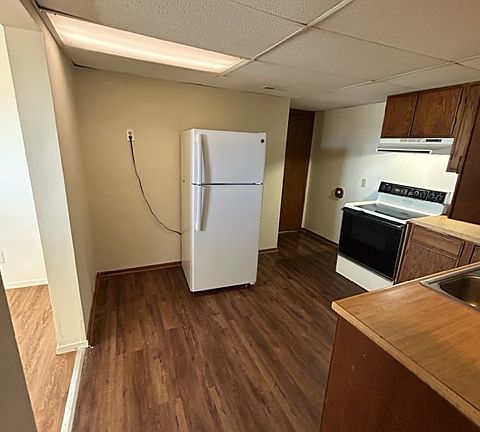 2nd image of 300 Westland Dr APT 6