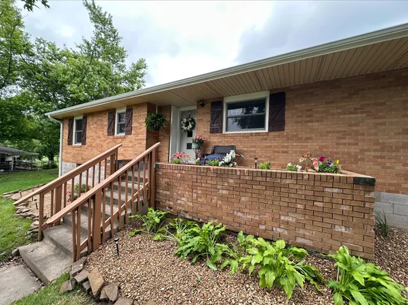 203 Roberts Drive, Mt Vernon, MO 65712