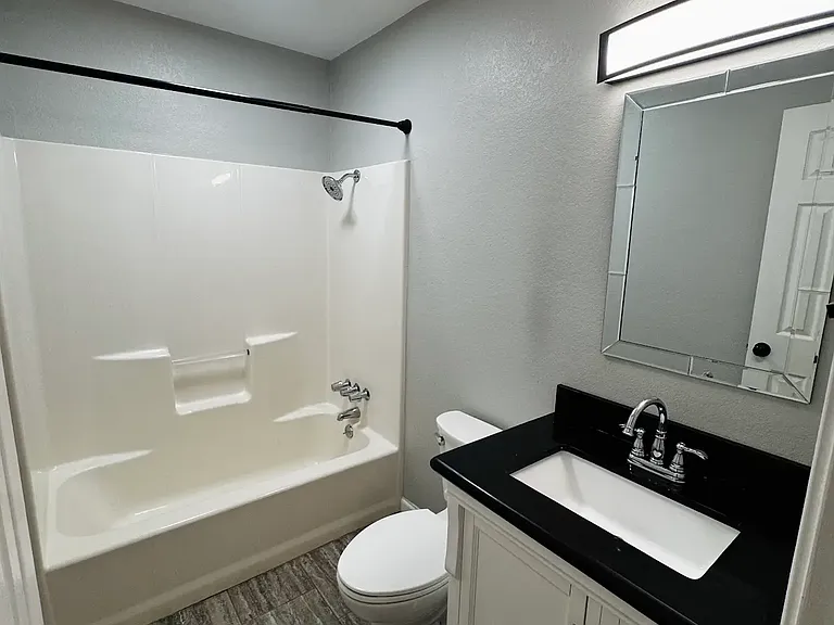 410 Turtle Creek Dr — Photo 7