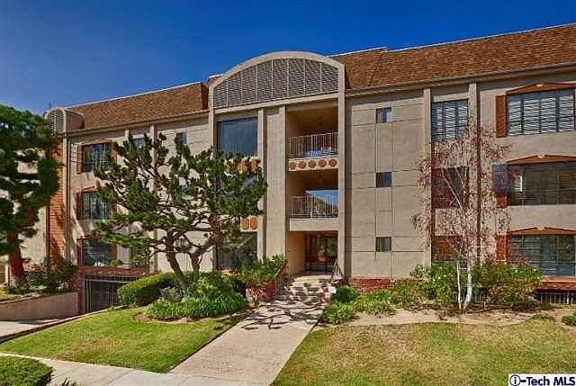 1st image of 221 E Lexington Dr APT 207