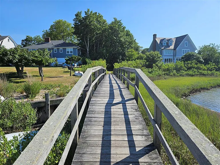 3650 Bay Shore Rd — Photo 8