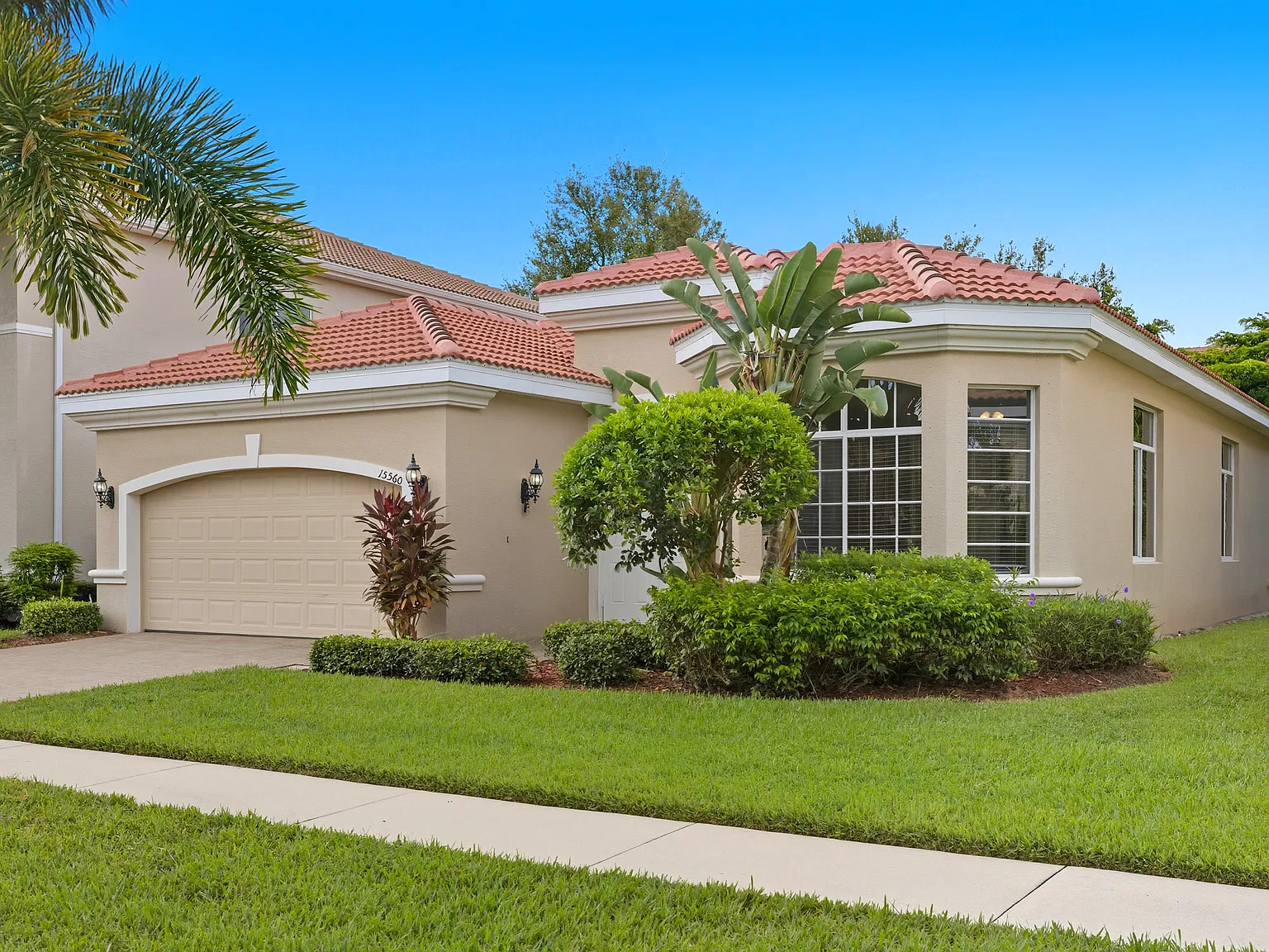 3 bed, 1878 sqft, $2,499 — Photo 2