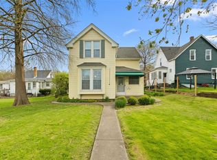 424 S Ferkel St, Columbia, IL