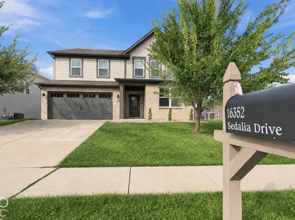 16352 Sedalia Dr, Fishers, IN 46040