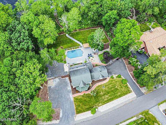 5th image of 219 Eastshore Dr