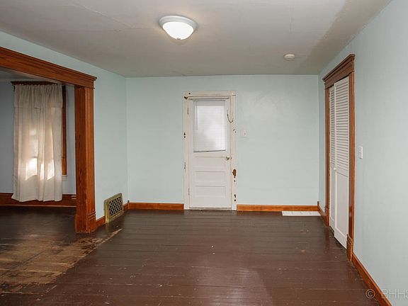 708 marshall ave-105