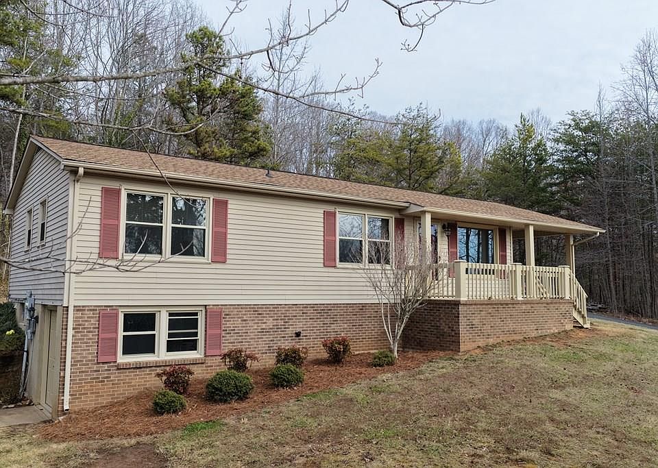 1st image of 2361 Snakepath Rd