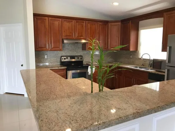 12071 Palm Cove Ln, Wellington, FL 33414